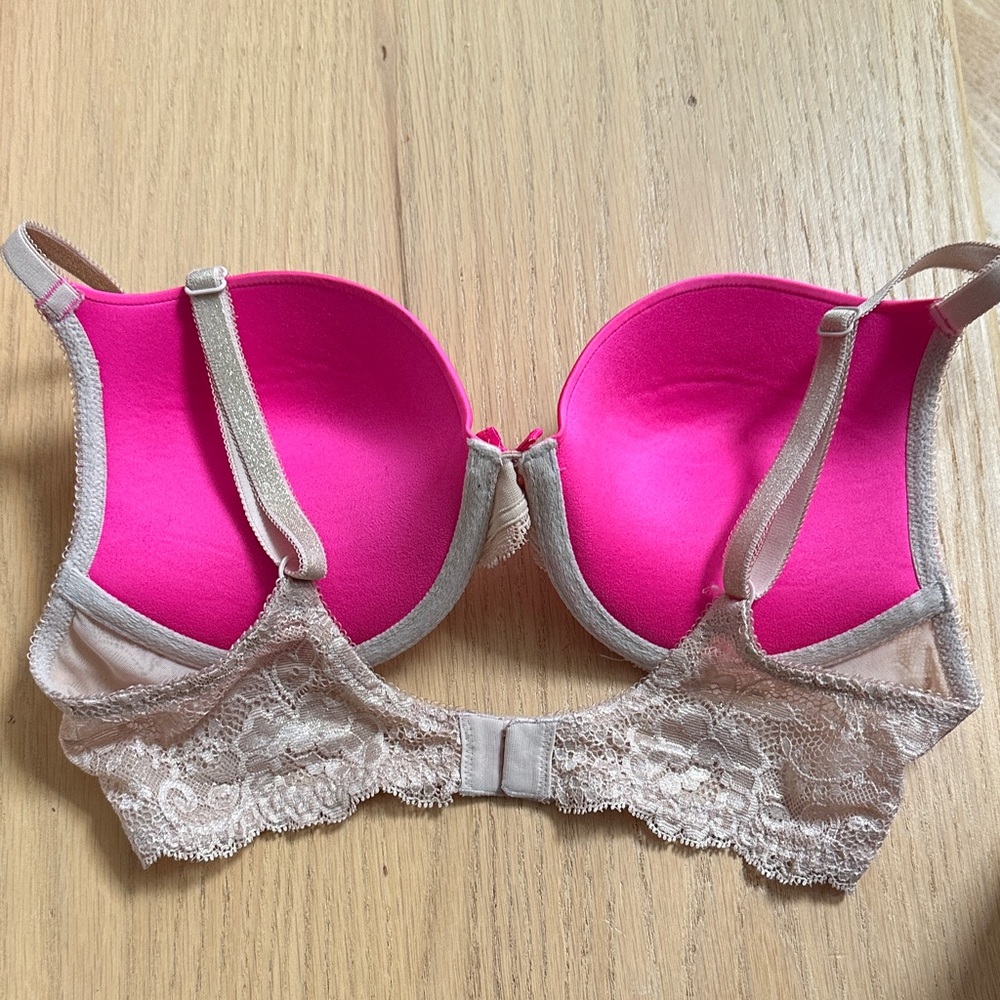 Victoria's Secret Hot Pink and Cream Lace Bra - Picture 3 of 5